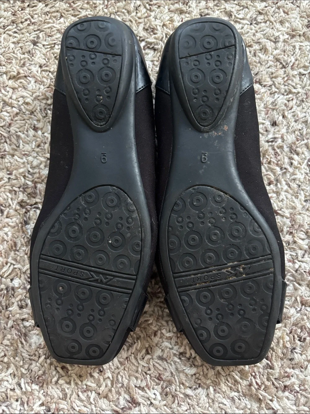Anne Klein black alkazi